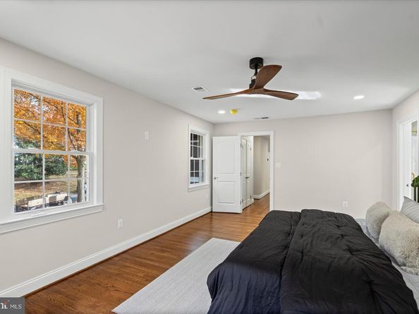 7604 Hackamore Drive, Potomac MD 20854