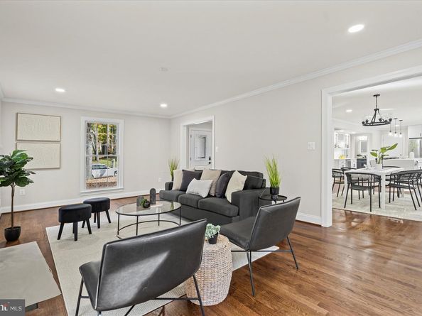 7604 Hackamore Drive, Potomac MD 20854