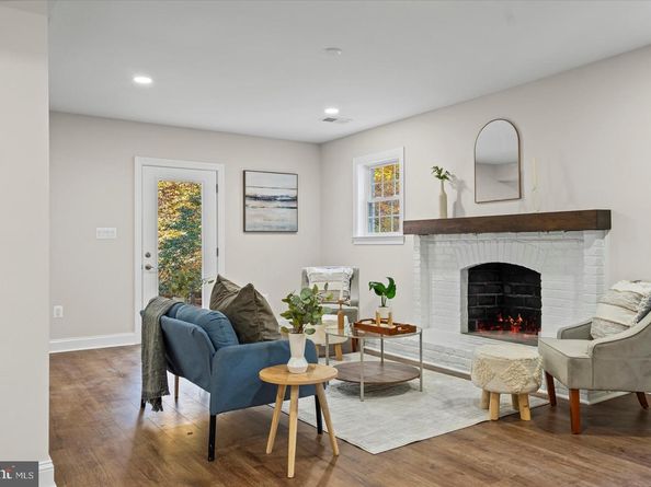 7604 Hackamore Drive, Potomac MD 20854