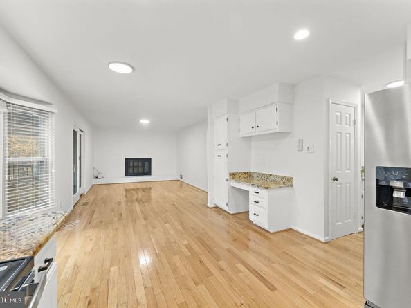 12574 Quincy Adams Court, Herndon VA 20171