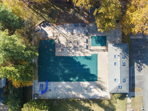 12574 Quincy Adams Court, Herndon VA 20171