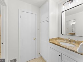 12574 Quincy Adams Court, Herndon VA 20171