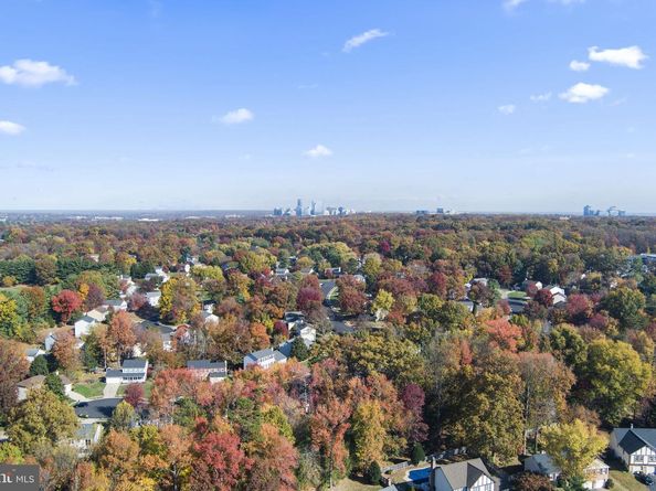 12574 Quincy Adams Court, Herndon VA 20171