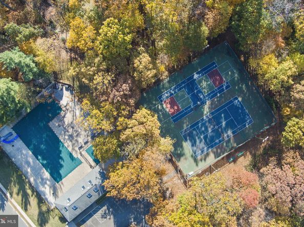 12574 Quincy Adams Court, Herndon VA 20171