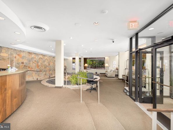 4100 Cathedral Avenue NW 712, Washington DC 20016