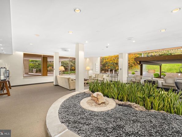 4100 Cathedral Avenue NW 712, Washington DC 20016