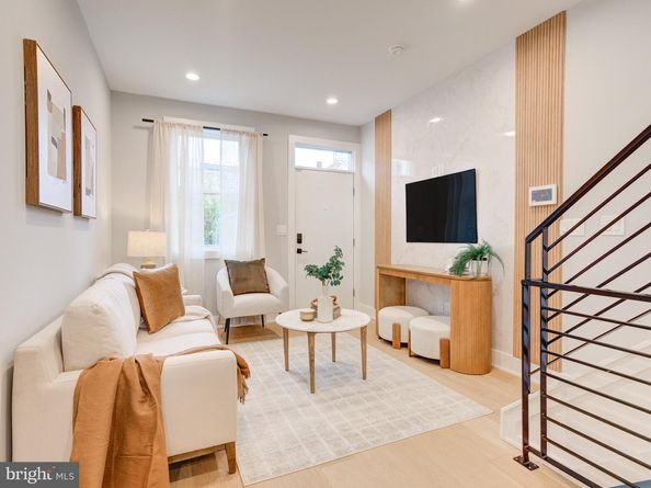 1702 N Orianna Street, Philadelphia PA 19122