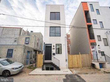 1702 N Orianna Street