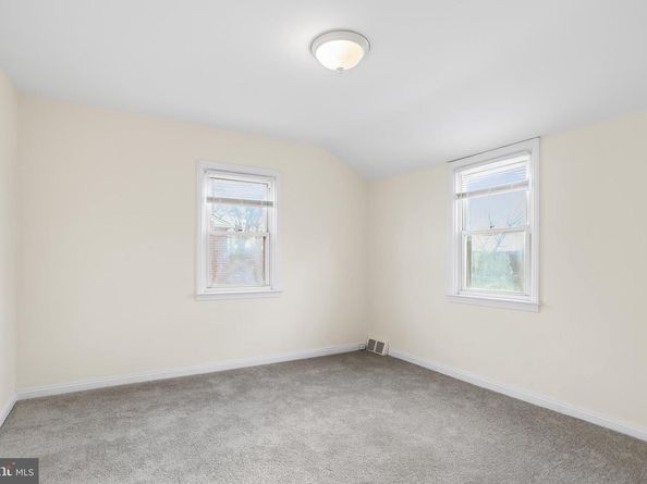 357 Cedar Avenue, Holmes PA 19043