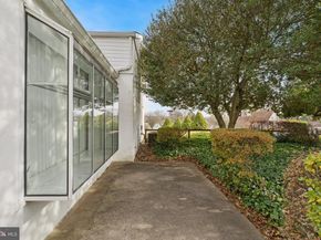 8613 Lykens Lane, Philadelphia PA 19128