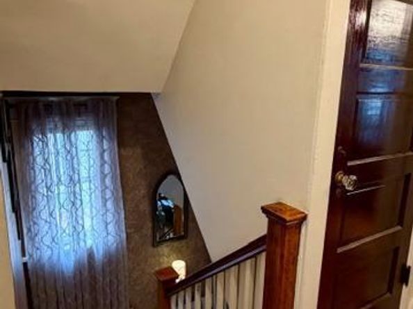 8 Stuart Avenue, Glenolden PA 19036