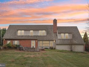 913 Field Lane, Villanova PA 19085