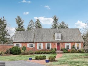 913 Field Lane, Villanova PA 19085