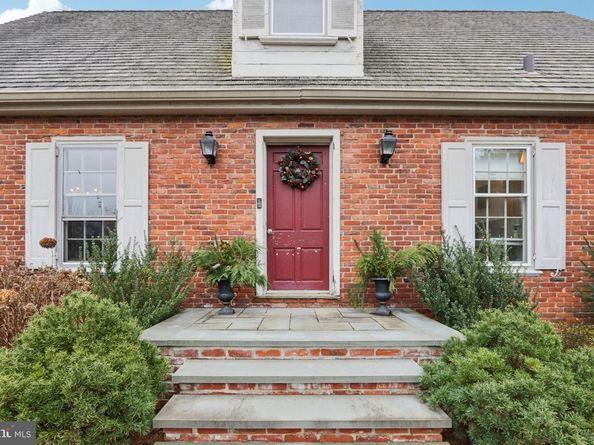 913 Field Lane, Villanova PA 19085