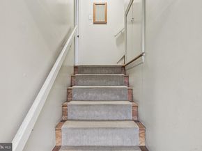 913 Field Lane, Villanova PA 19085