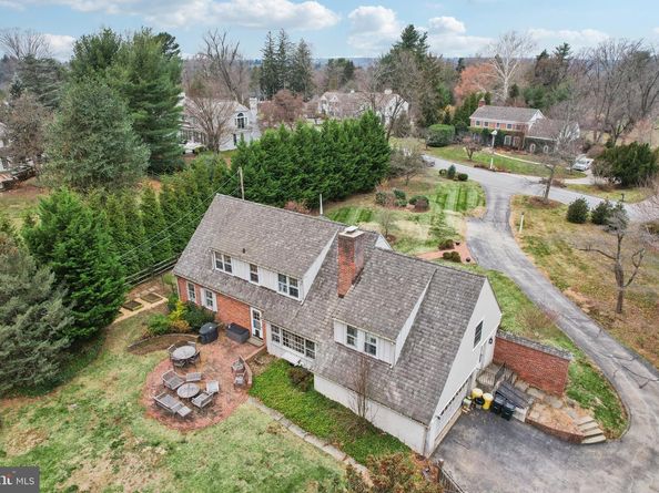 913 Field Lane, Villanova PA 19085