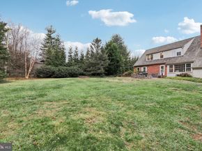 913 Field Lane, Villanova PA 19085
