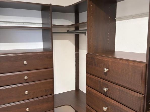 3310 Wyndham Circle 215, Alexandria VA 22302