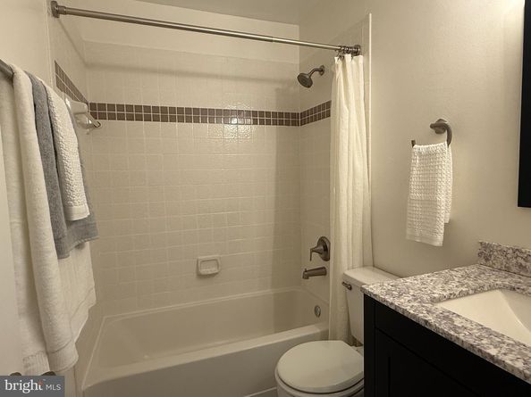 3310 Wyndham Circle 215, Alexandria VA 22302