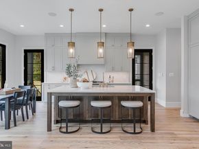 809 N Kenmore Street, Arlington VA 22201