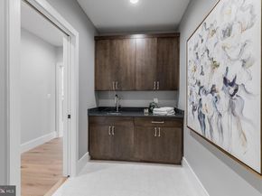 809 N Kenmore Street, Arlington VA 22201