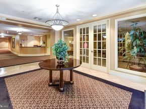 1111 25TH Street NW 723, Washington DC 20037