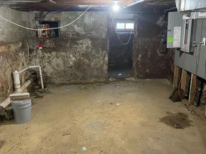 2042 Dennie Street, Philadelphia PA 19140