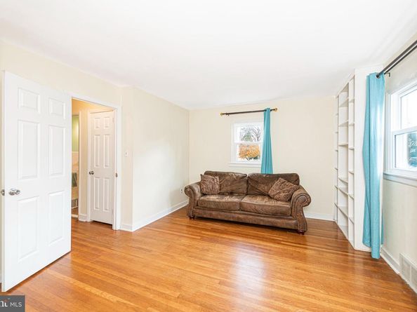 743 Penn Avenue, Glenside PA 19038