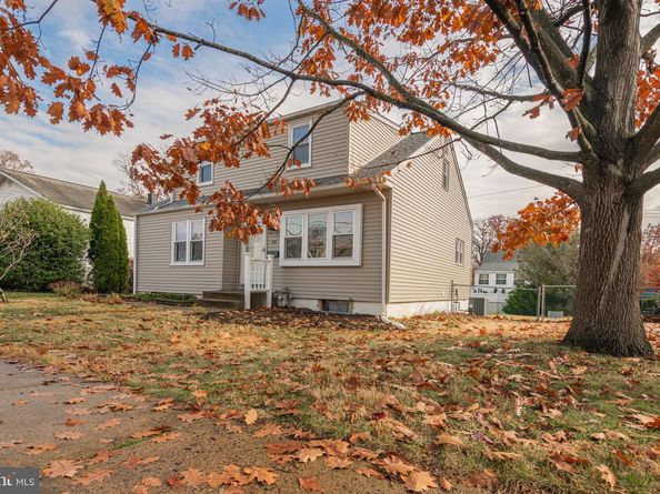 743 Penn Avenue, Glenside PA 19038