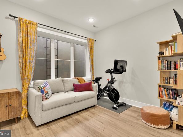 1105 Queen Street NE 1, Washington DC 20002