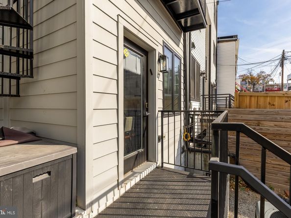 1105 Queen Street NE 1, Washington DC 20002