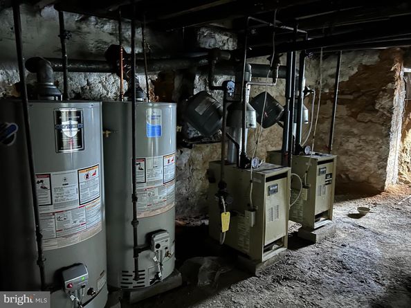 5223 Spruce Street, Philadelphia PA 19139