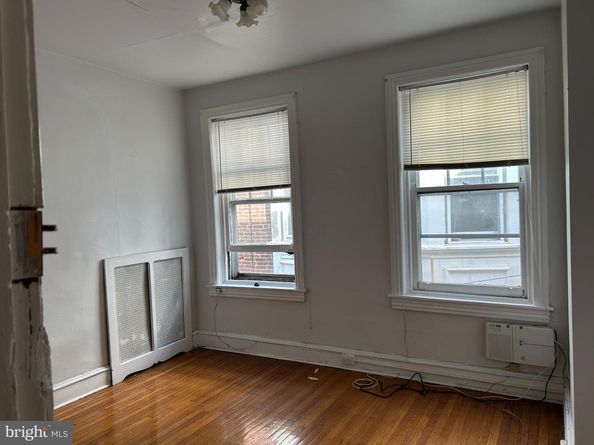 5223 Spruce Street, Philadelphia PA 19139