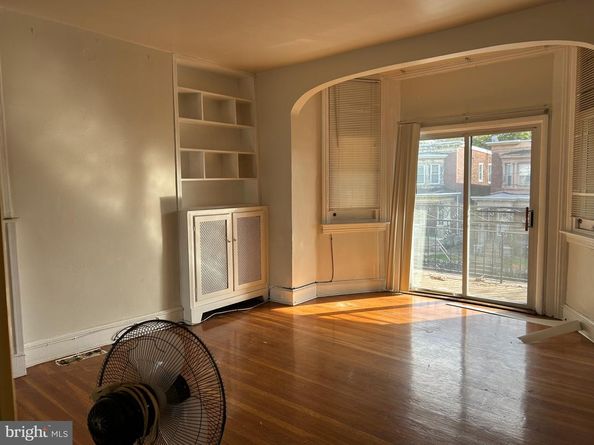 5223 Spruce Street, Philadelphia PA 19139