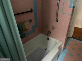 5223 Spruce Street, Philadelphia PA 19139