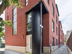 614 N Brenna Walk, Philadelphia PA 19123