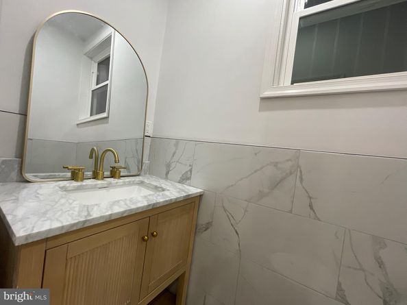 5342 N Broad Street, Philadelphia PA 19141