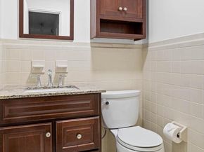 383 Lakeside Road 105, Ardmore PA 19003