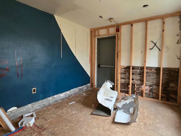 902 S 47TH Street, Philadelphia PA 19143