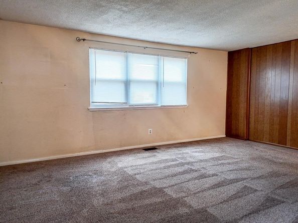 3621 Wessex Lane, Philadelphia PA 19114