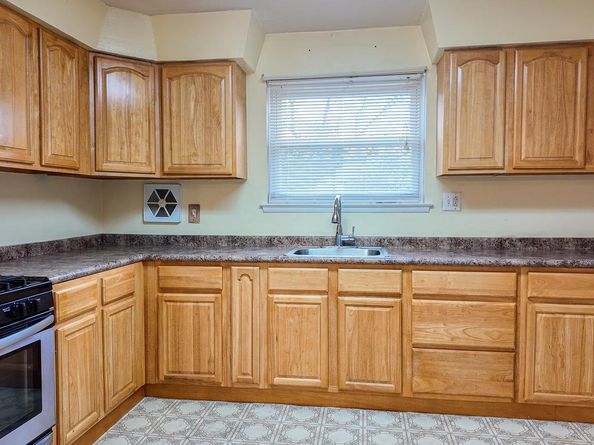 3621 Wessex Lane, Philadelphia PA 19114