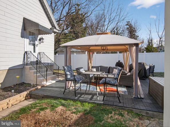 7405 Cedar Lane, Elkins Park PA 19027