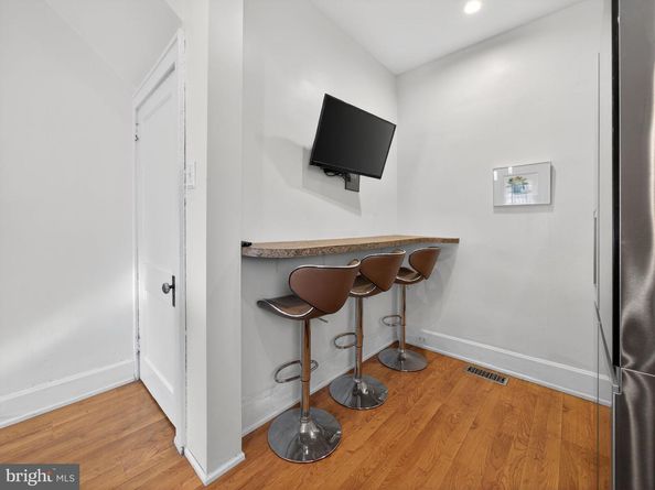 7405 Cedar Lane, Elkins Park PA 19027