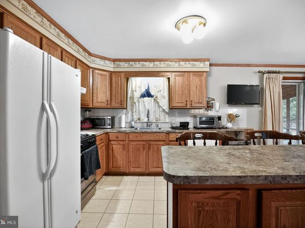 908 Pershing Road, Penllyn PA 19422