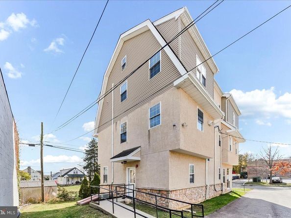 1901 Pennview Road, Havertown PA 19083