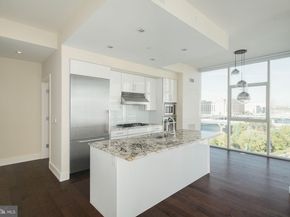210 S 25TH Street 703, Philadelphia PA 19103