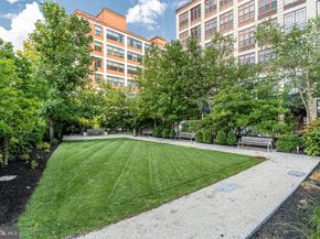 210 S 25TH Street 703, Philadelphia PA 19103