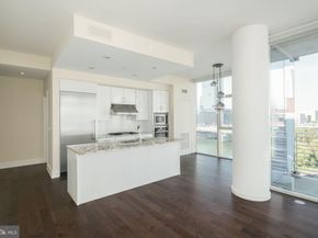 210 S 25TH Street 703, Philadelphia PA 19103