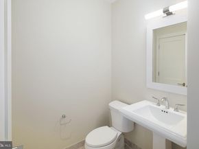 210 S 25TH Street 703, Philadelphia PA 19103