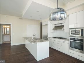 210 S 25TH Street 703, Philadelphia PA 19103